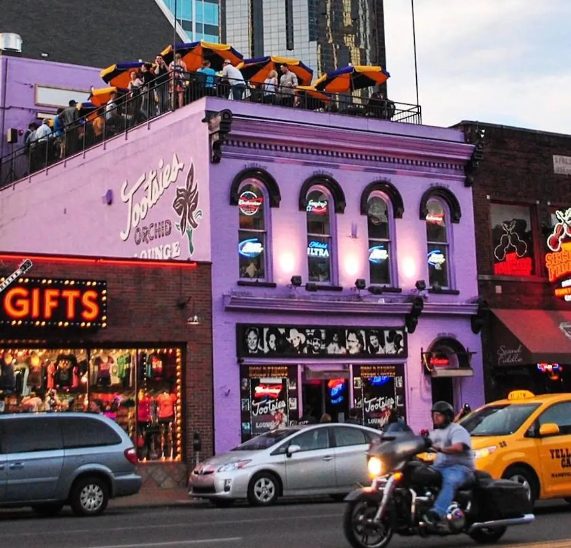 Honky Tonk Hideaway, Walk To Broadway, Pool, Gym And Parking Villa Nashville 0*,